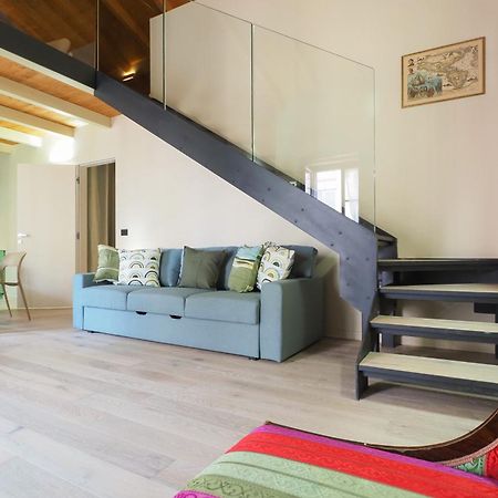 Primopiano - Zumbini G Lägenhet Milano Exteriör bild